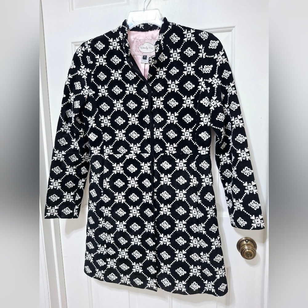 Anthropologie Wendy Hil Black Suede Embroidered Tunic Length Coat Size Small - Picture 5 of 15